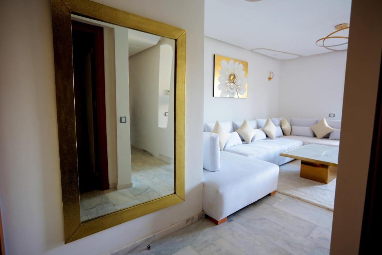 Appartement Riad White Golden Marrakesh Exterior photo